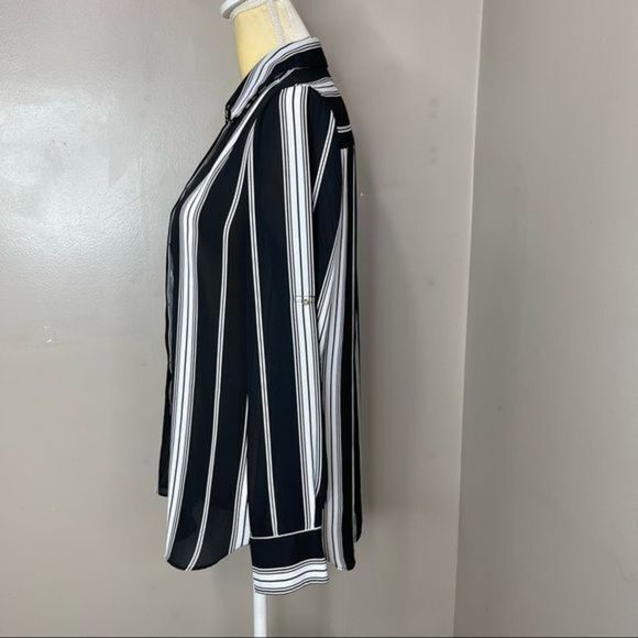 Mossimo Supply Co Womens Black Striped Button Up Shirt Medium Polyester - Picture 3 of 12